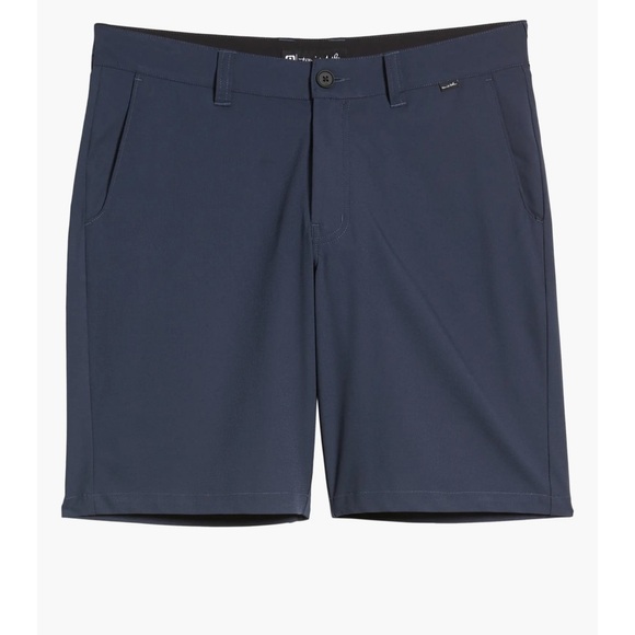 Travis Mathew prestige lifestyle performance shorts - Picture 5 of 9